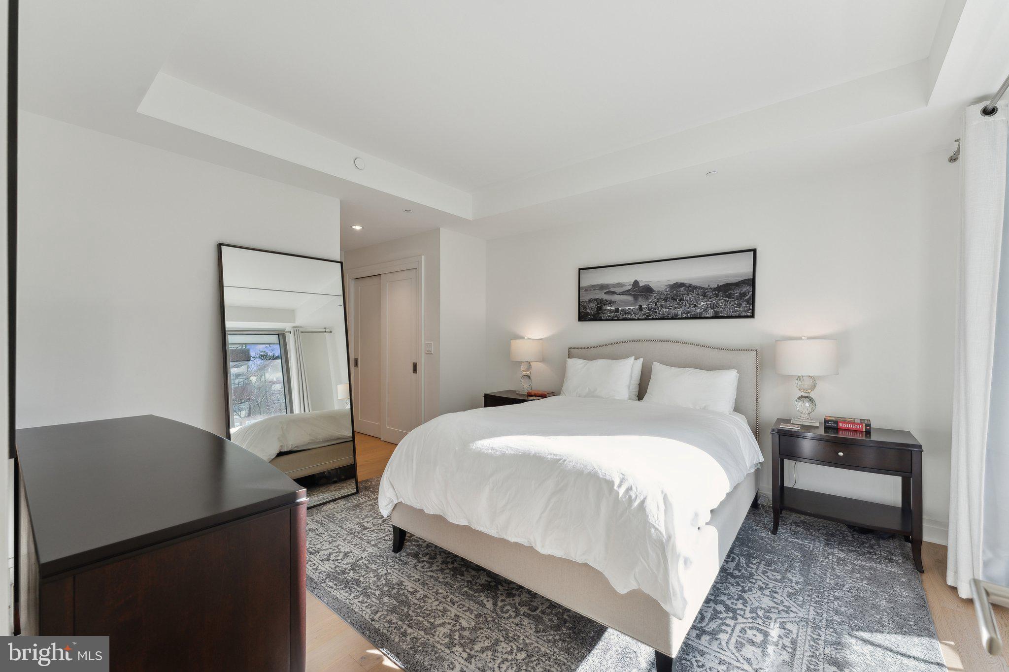 2501 M St NW #207