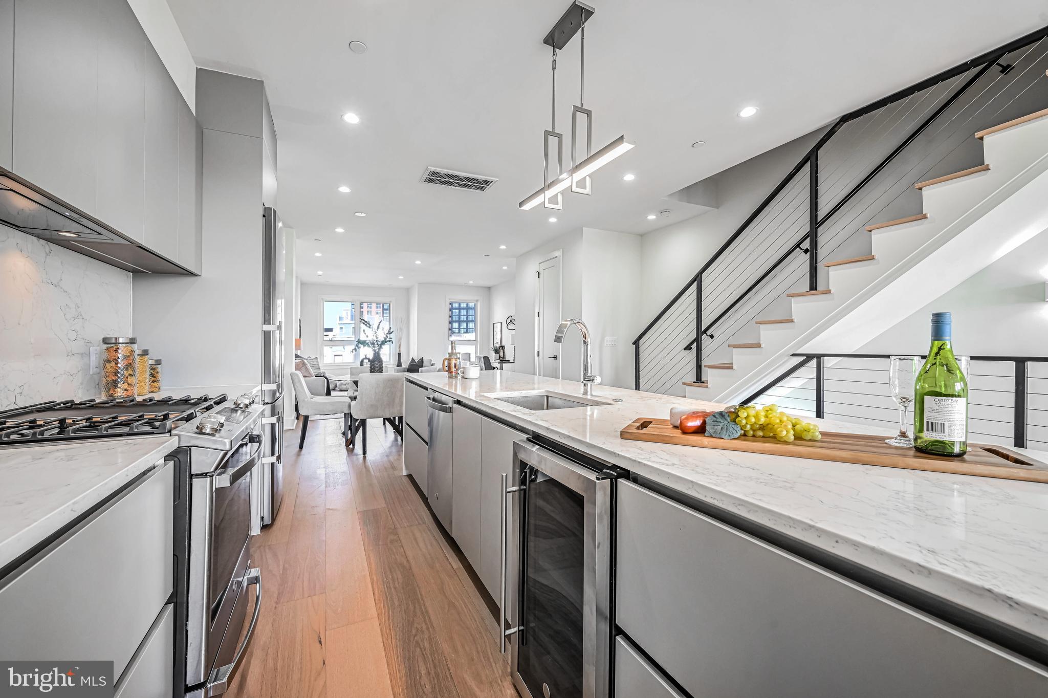 515 M St NE #2
