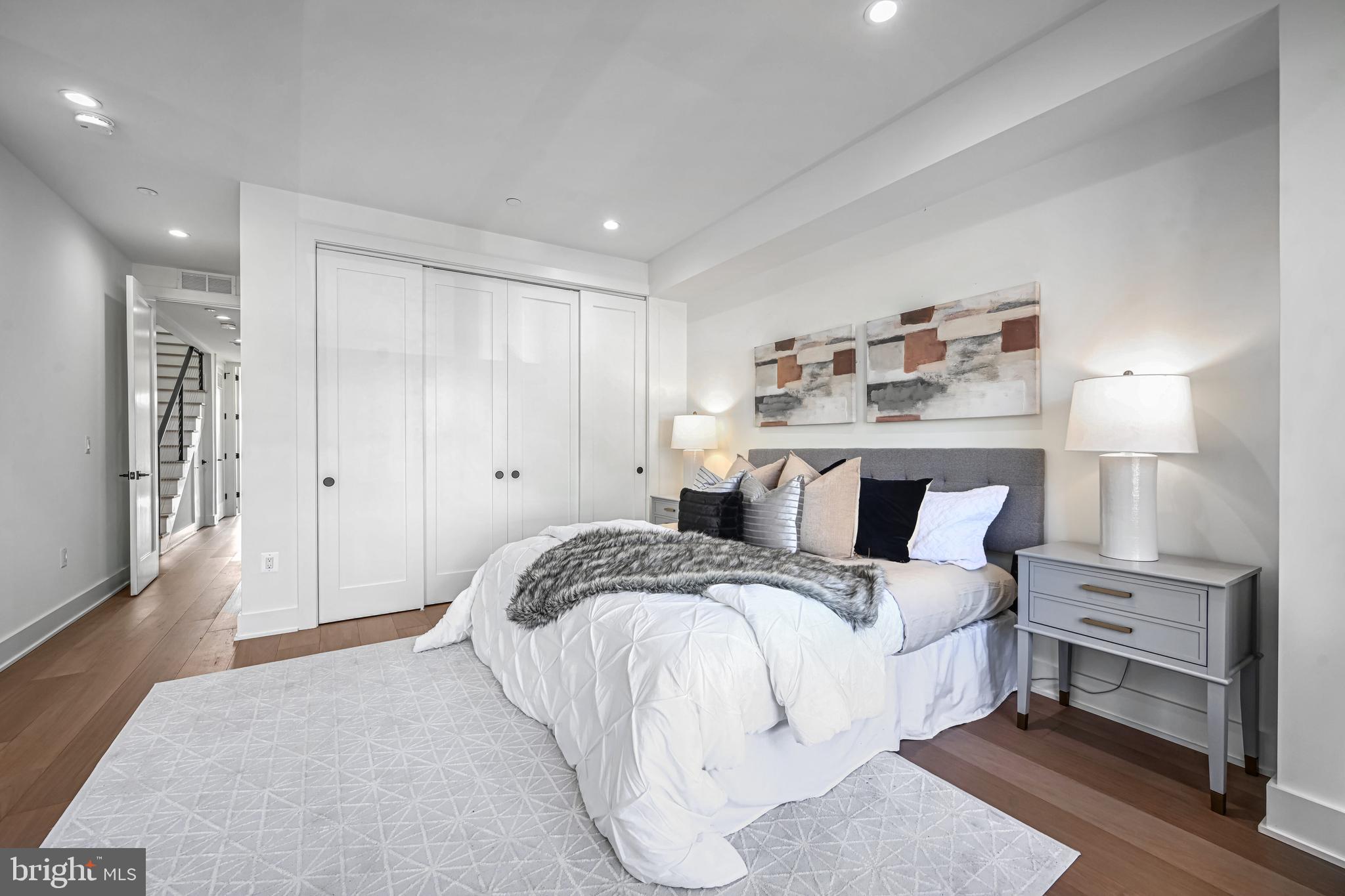 515 M St NE #2