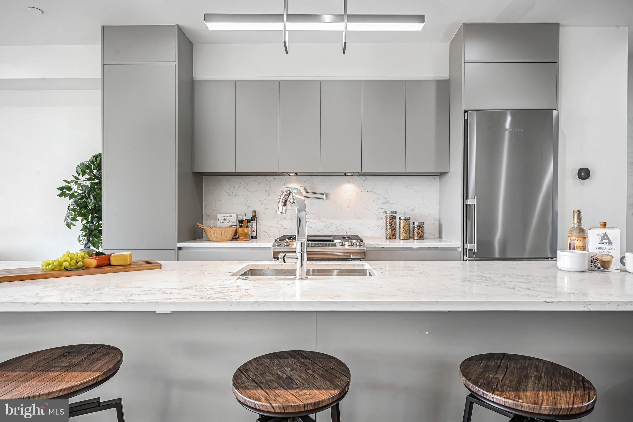 515 M St NE #2