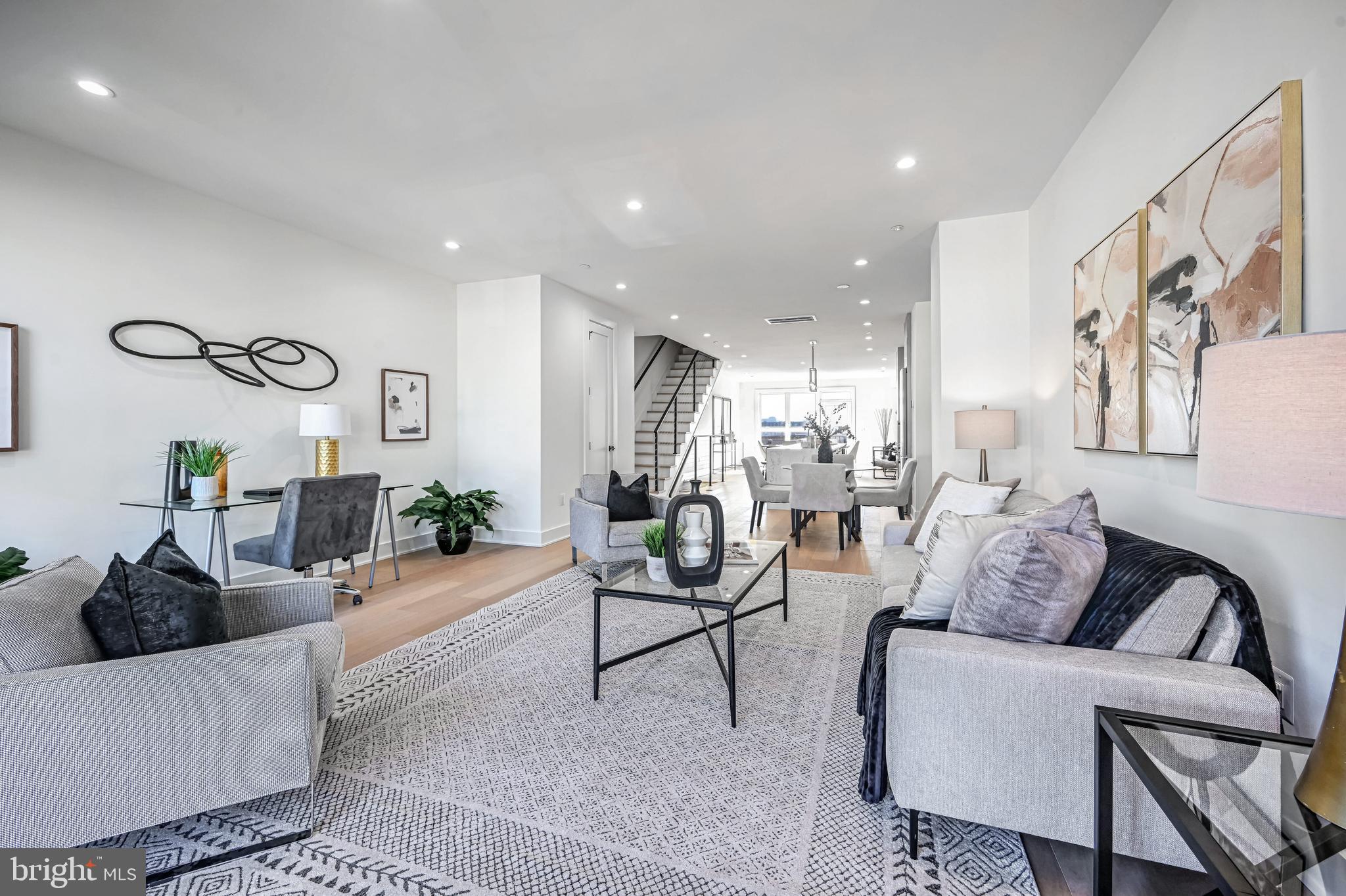 515 M St NE #2