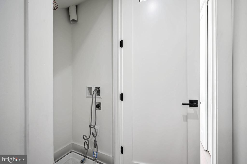 515 M St NE #2