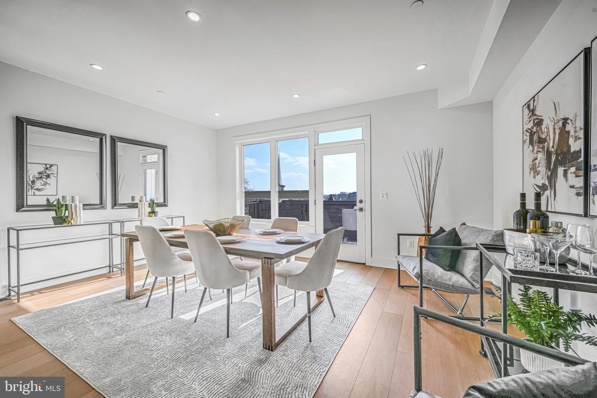 517 M St NE #2
