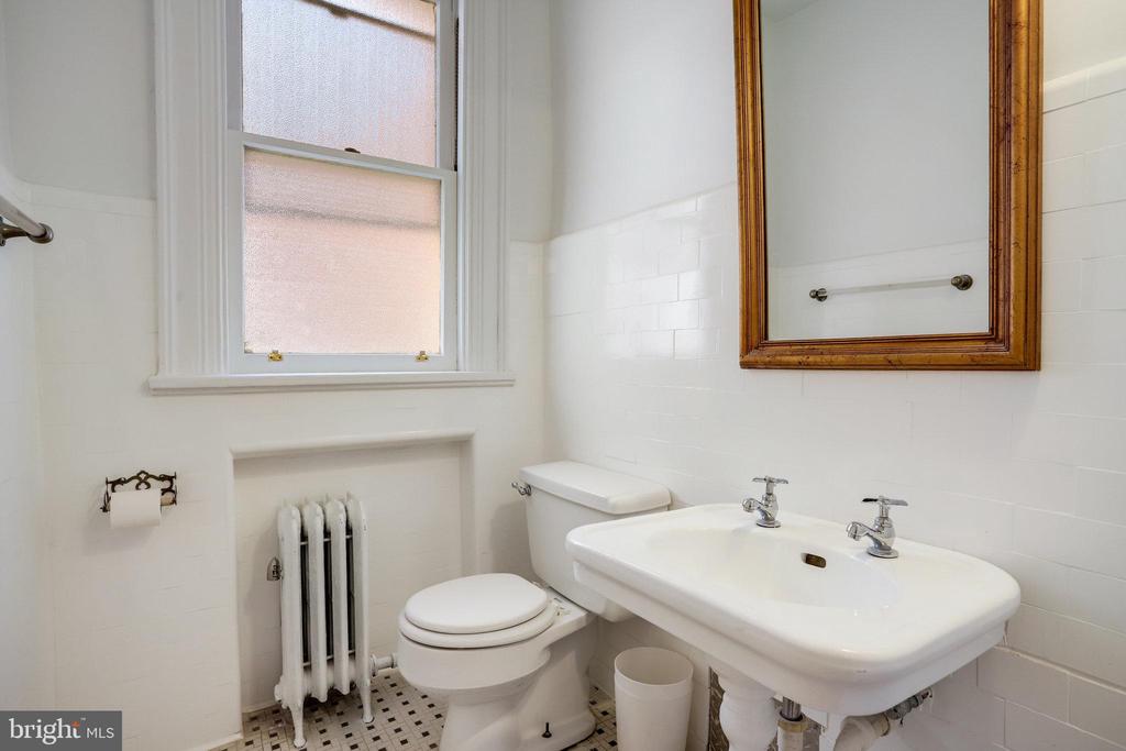 2039 New Hampshire Ave NW #509