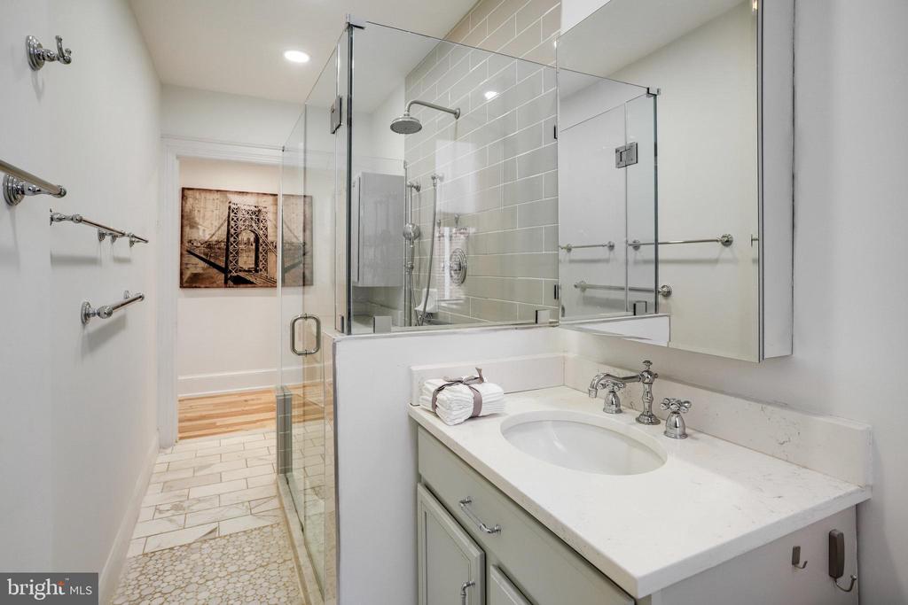2039 New Hampshire Ave NW #509