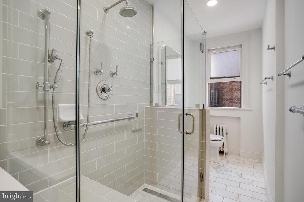 2039 New Hampshire Ave NW #509