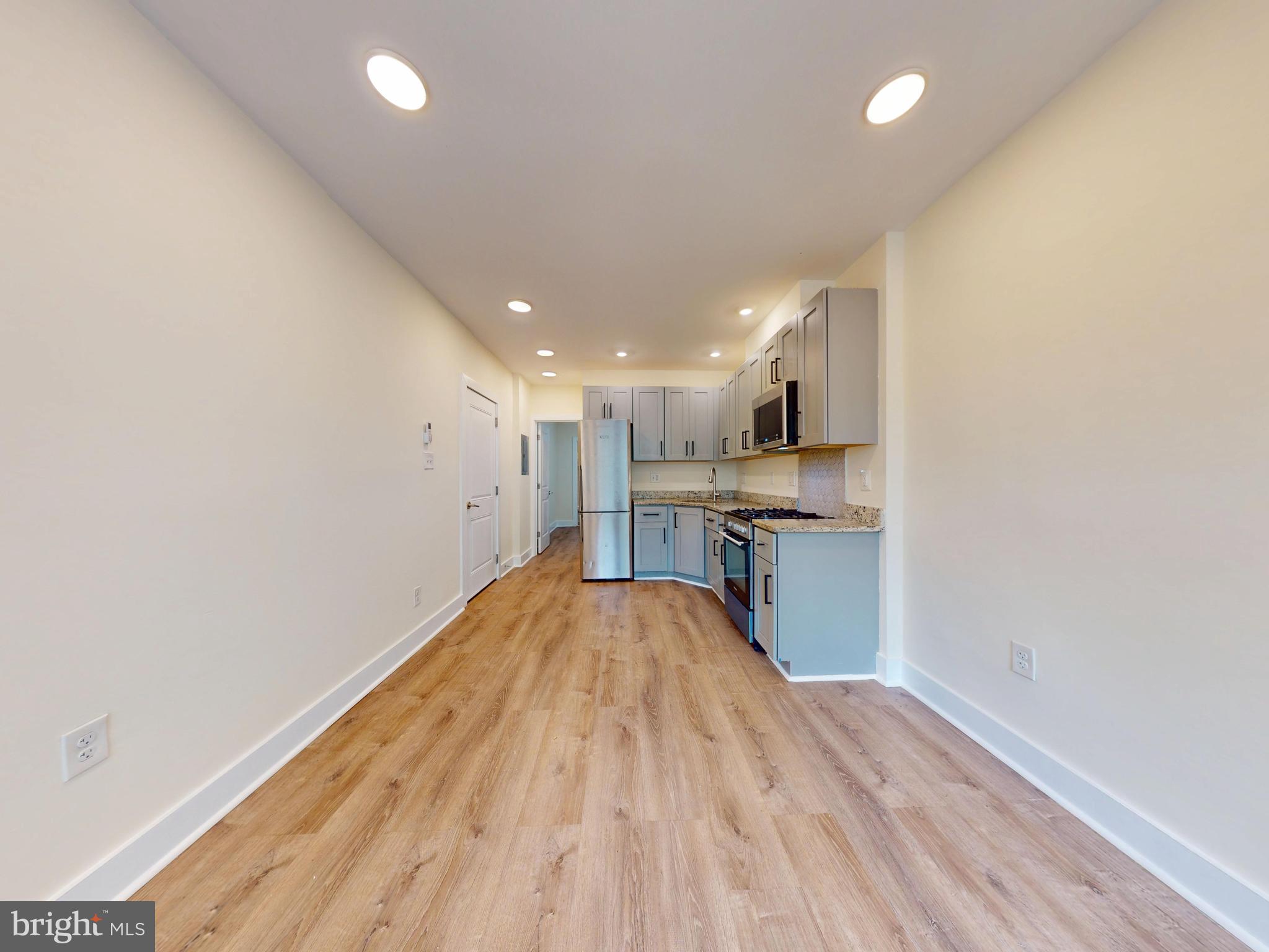 1821 T St NW