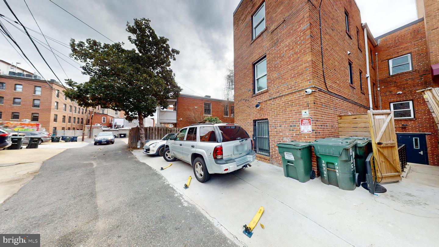 1821 T St NW