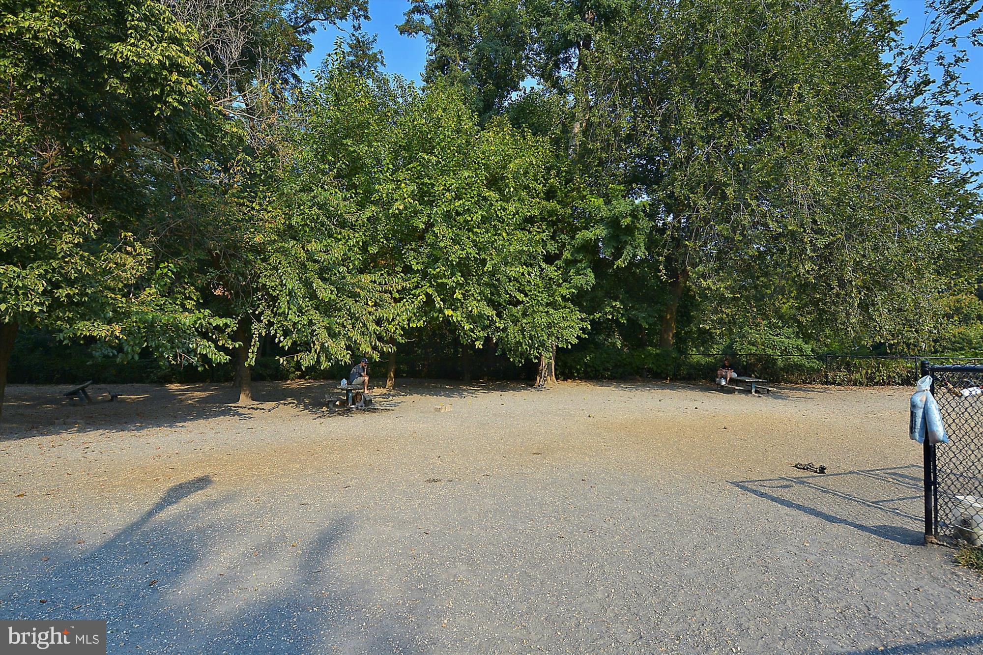 1114 Spring Rd NW