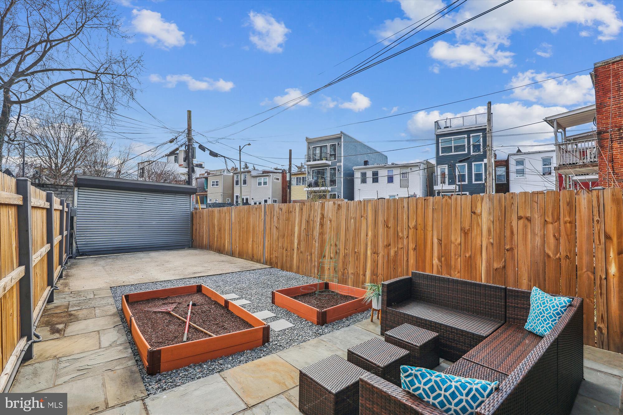 1114 Spring Rd NW