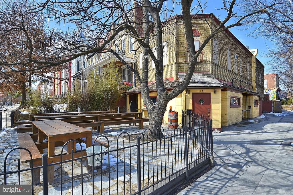 1114 Spring Rd NW