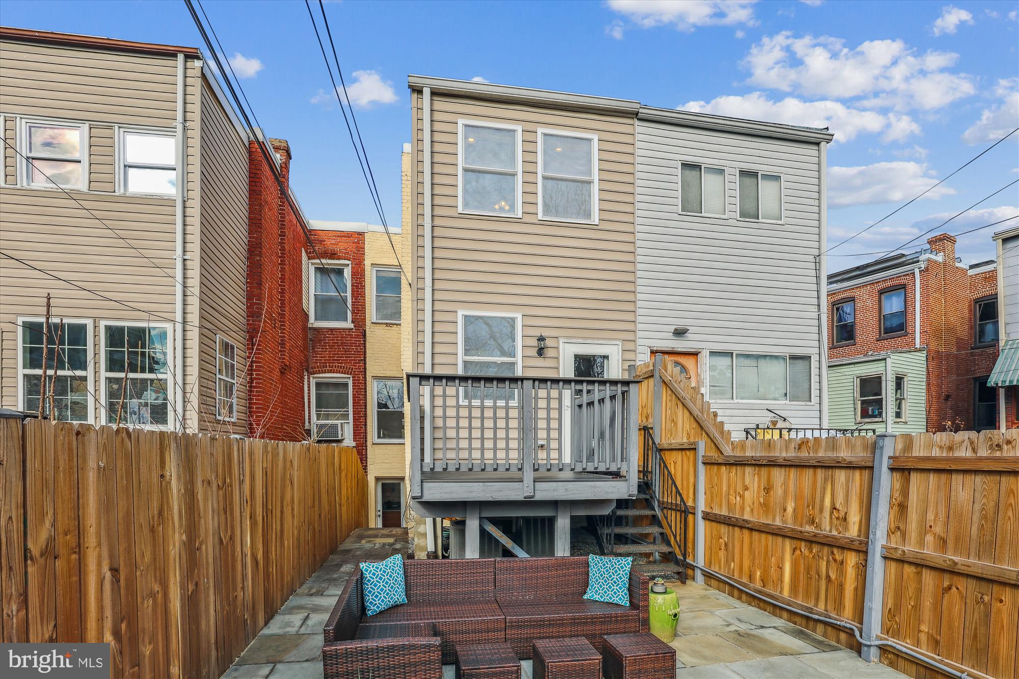 1114 Spring Rd NW