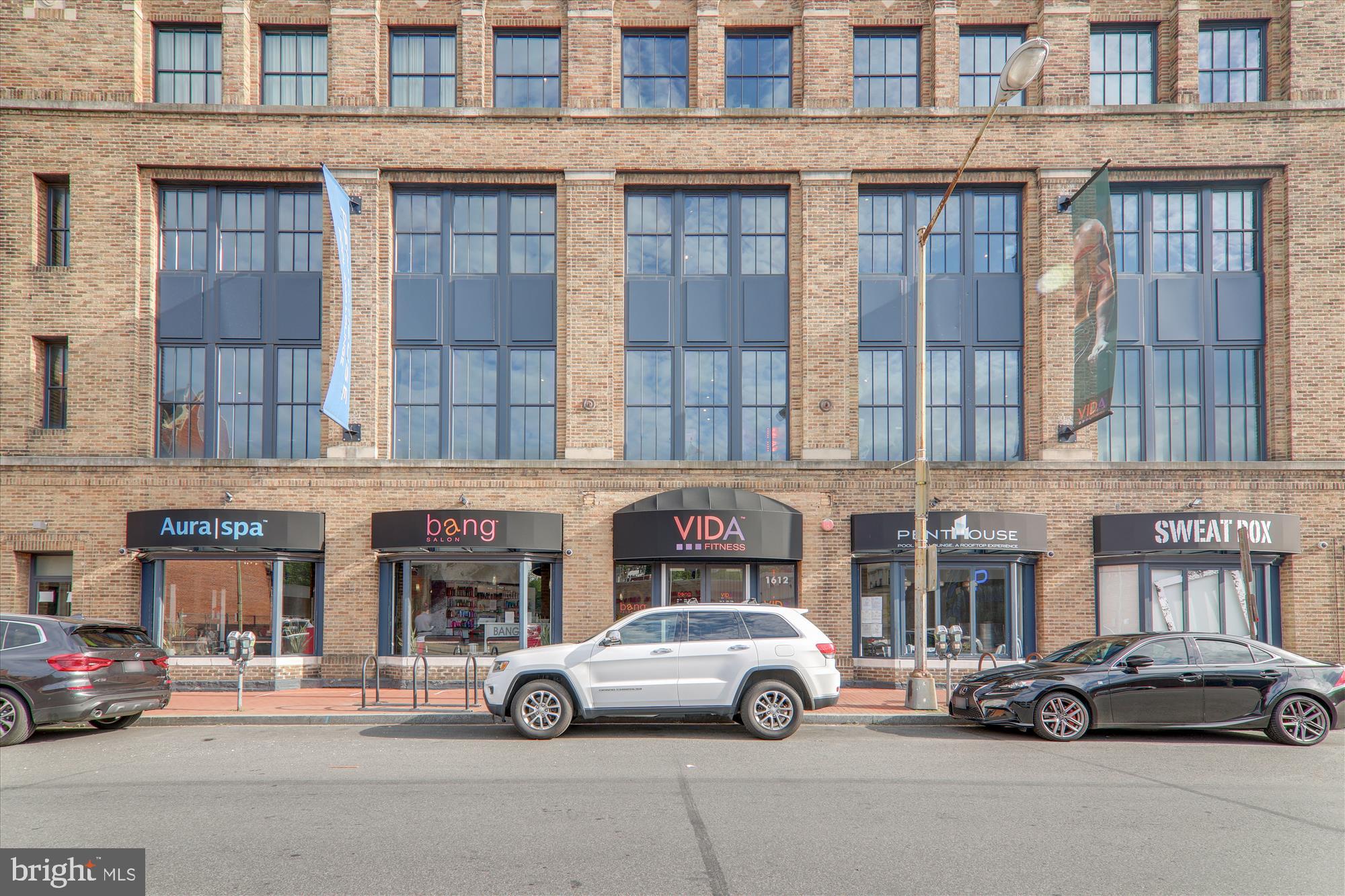 1114 Spring Rd NW