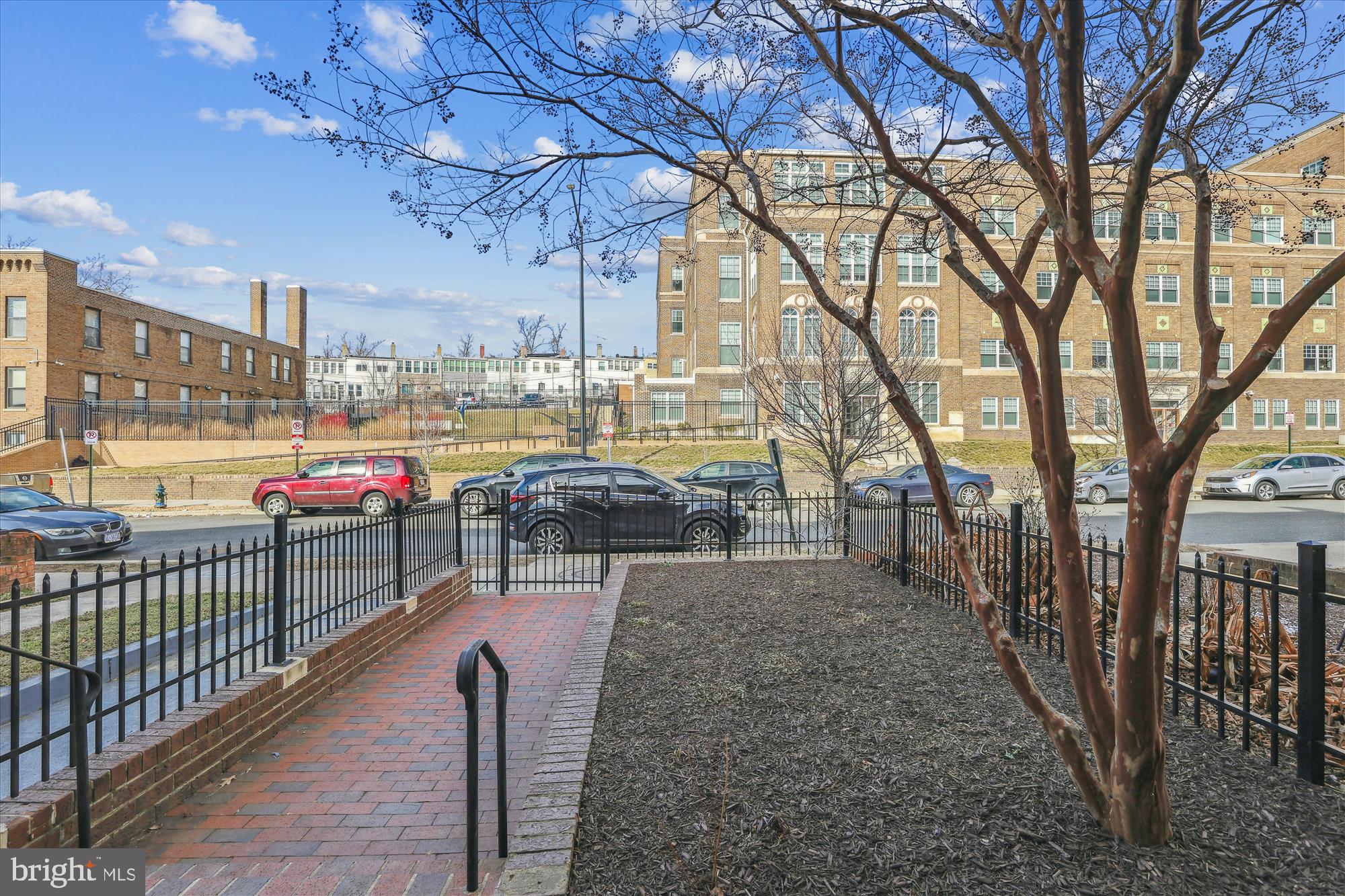 1114 Spring Rd NW