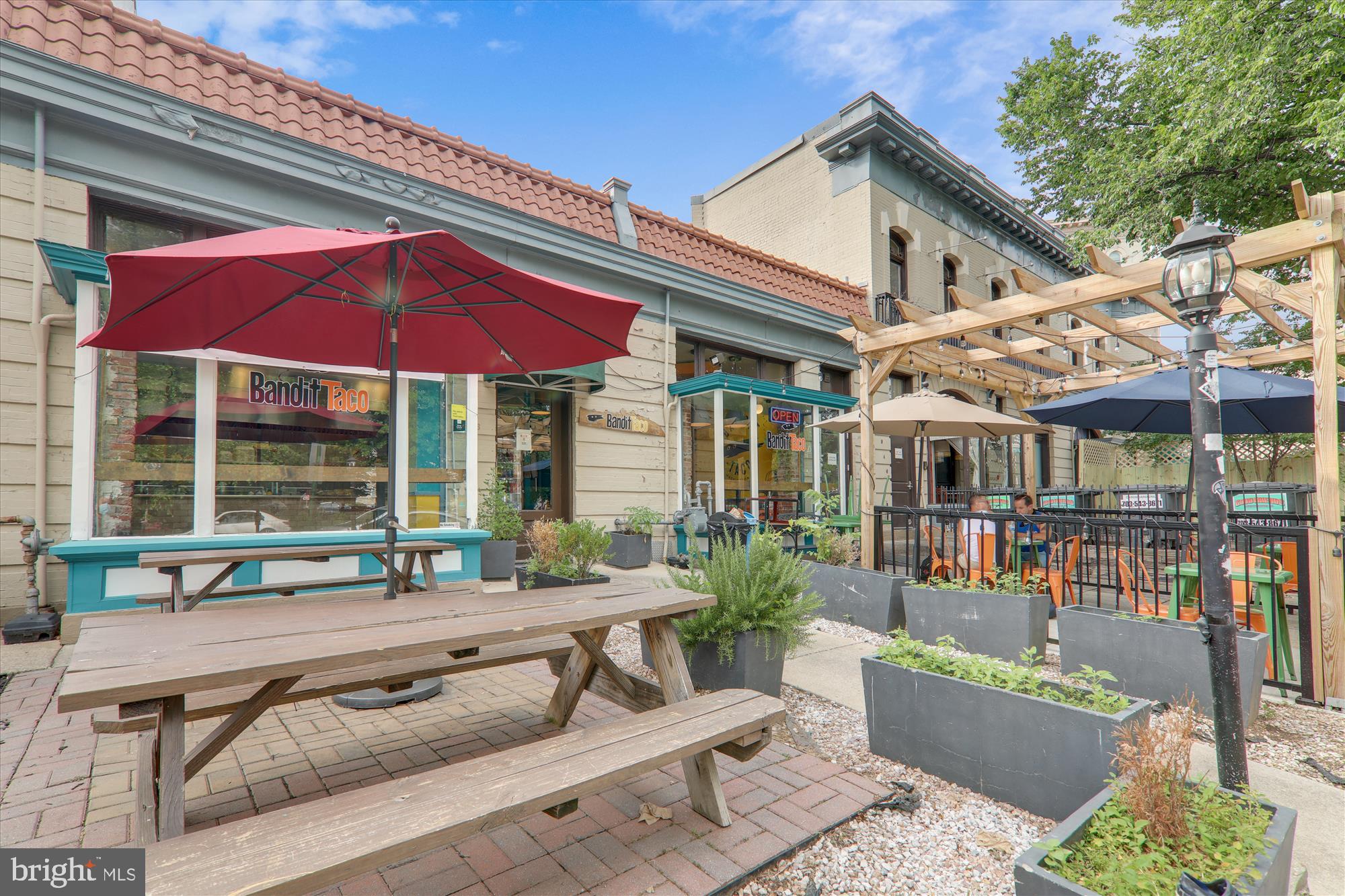 1114 Spring Rd NW