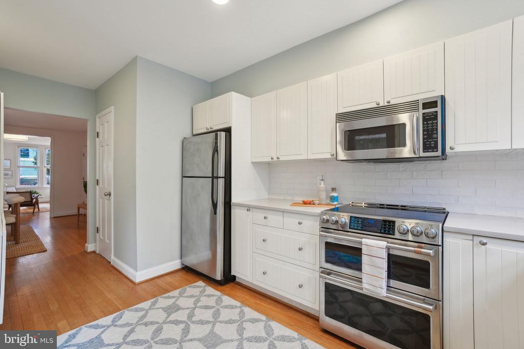 205 6th St SE
