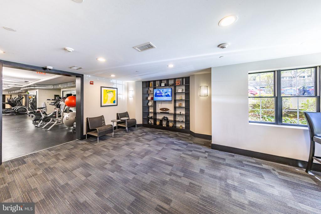 3609 38TH STREET NW Unit: 210