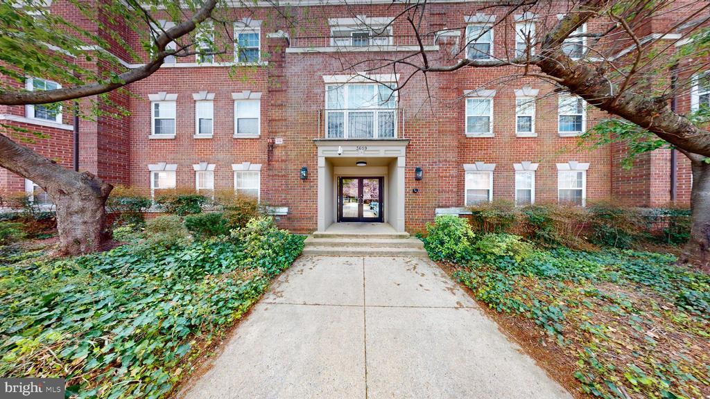 3609 38TH STREET NW Unit: 210