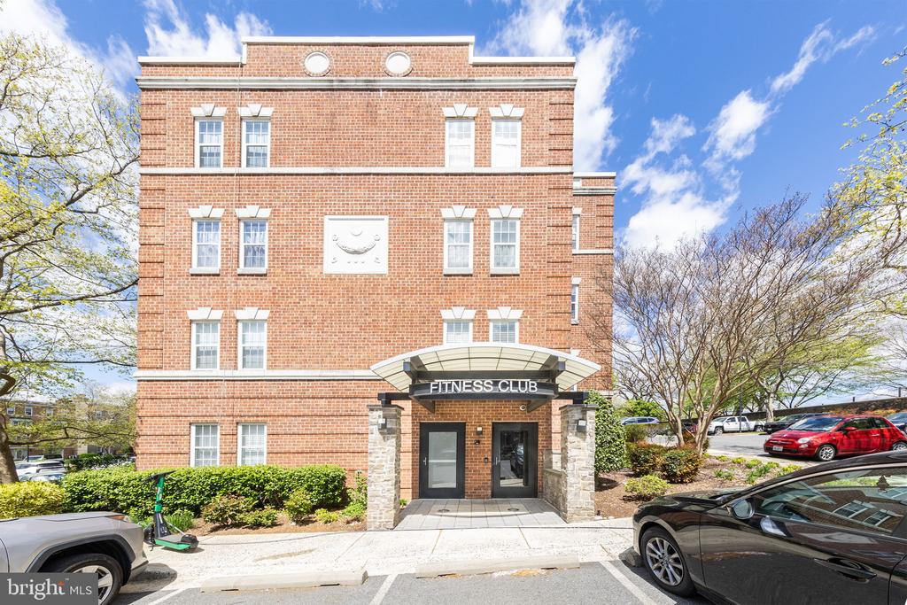 3609 38TH STREET NW Unit: 210