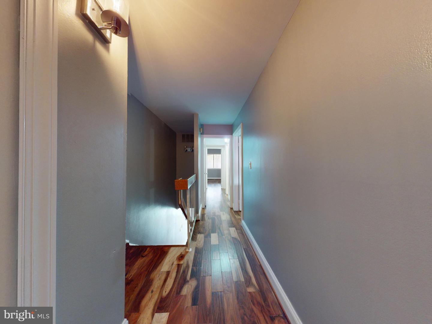 4 HAWTHORNE CT NE #4