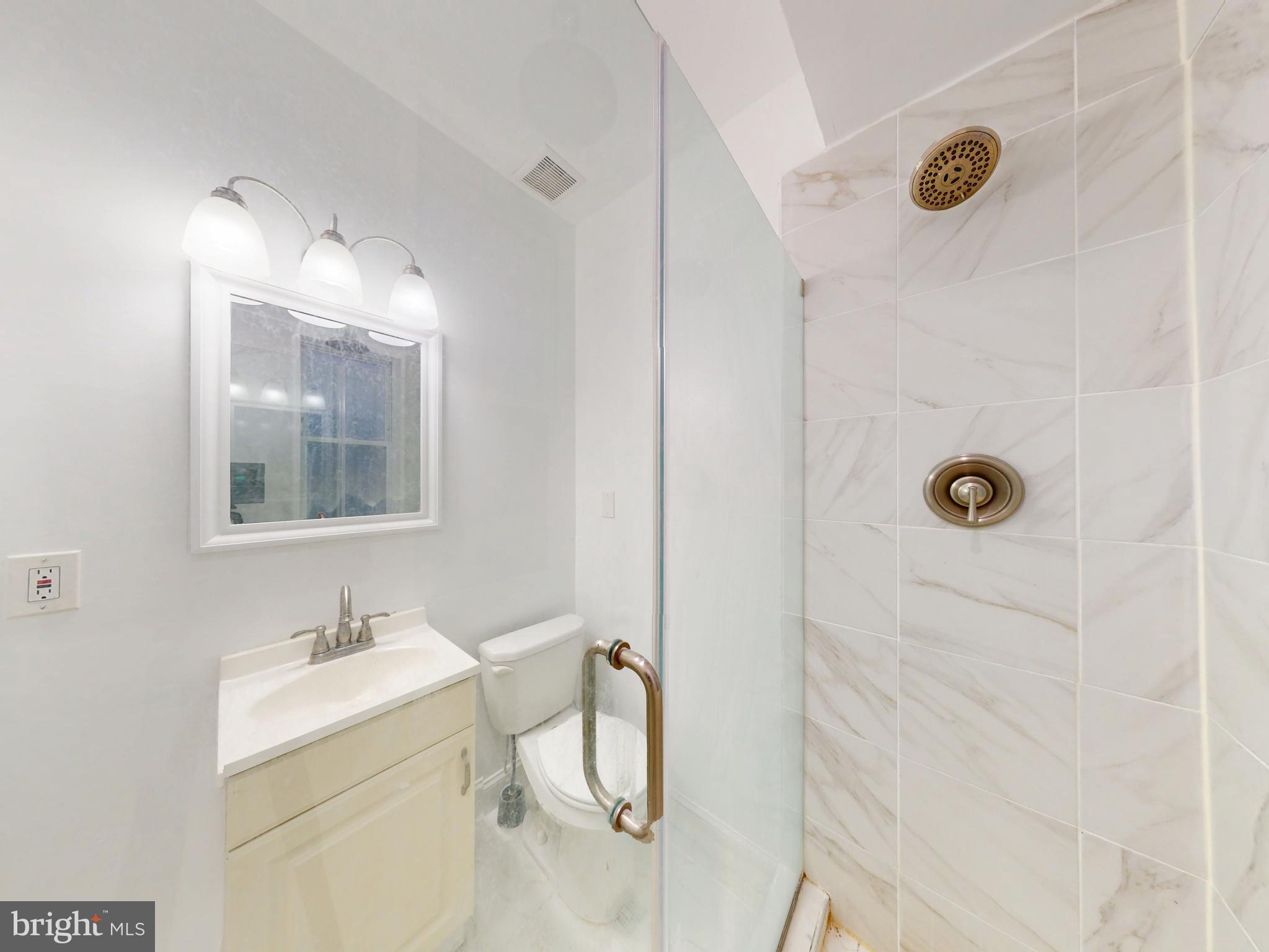 1315 PENNSYLVANIA AVE SE #B