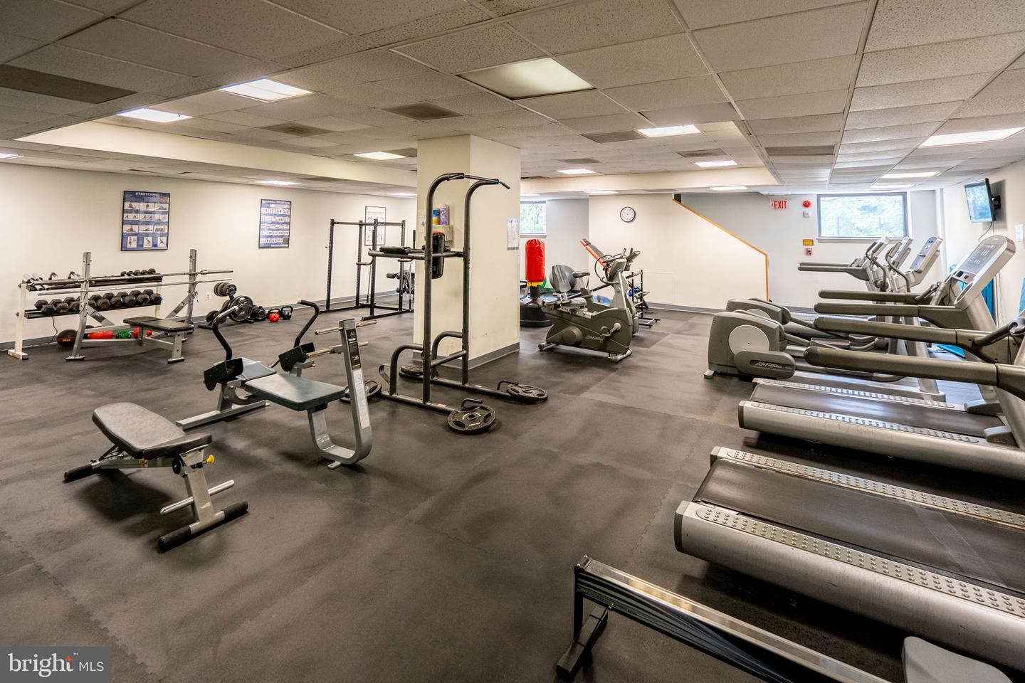 2111 WISCONSIN AVE NW #512