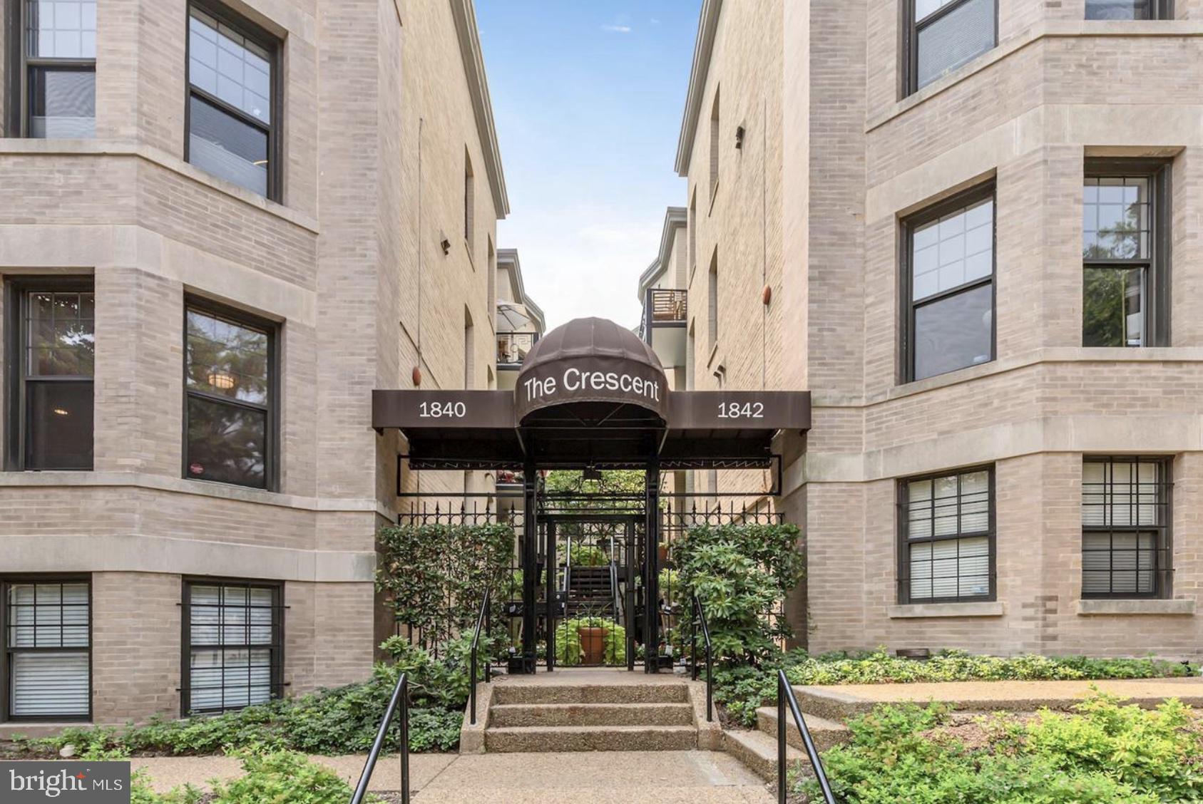 1842 CALIFORNIA ST NW #20B