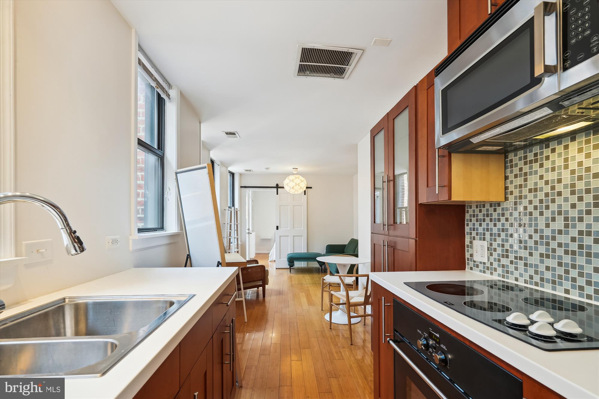 1842 CALIFORNIA ST NW #20B