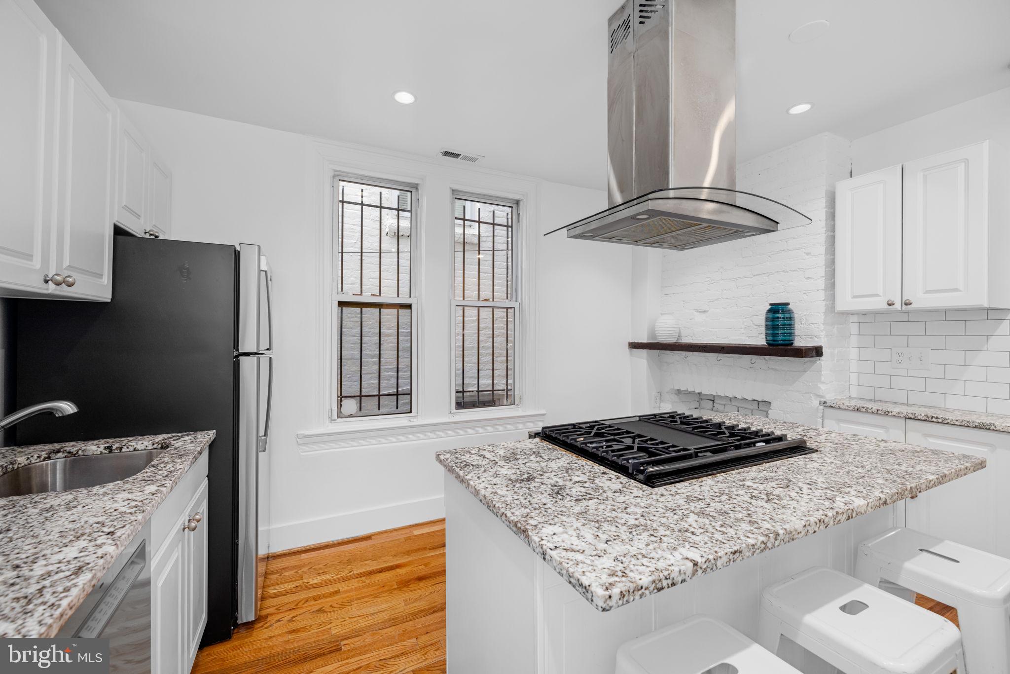 1524 5th St NW