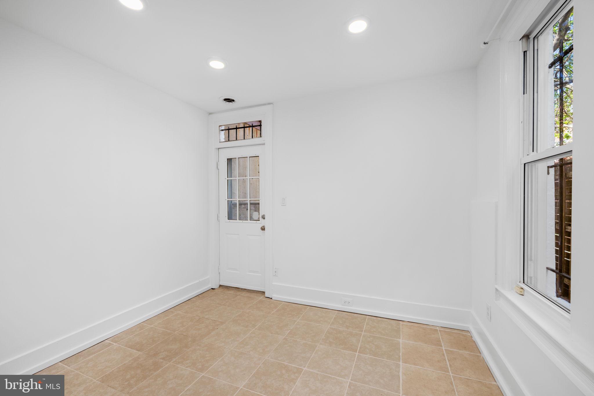 1524 5th St NW