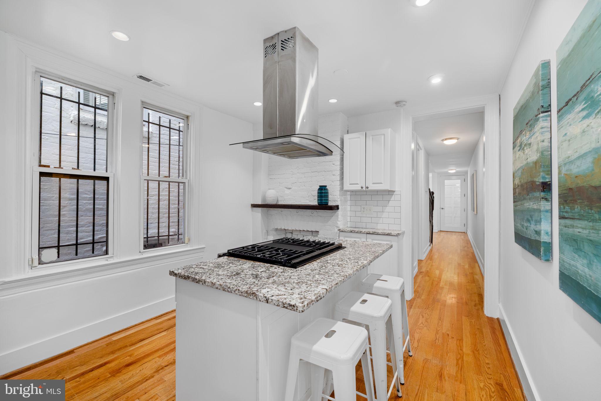 1524 5th St NW