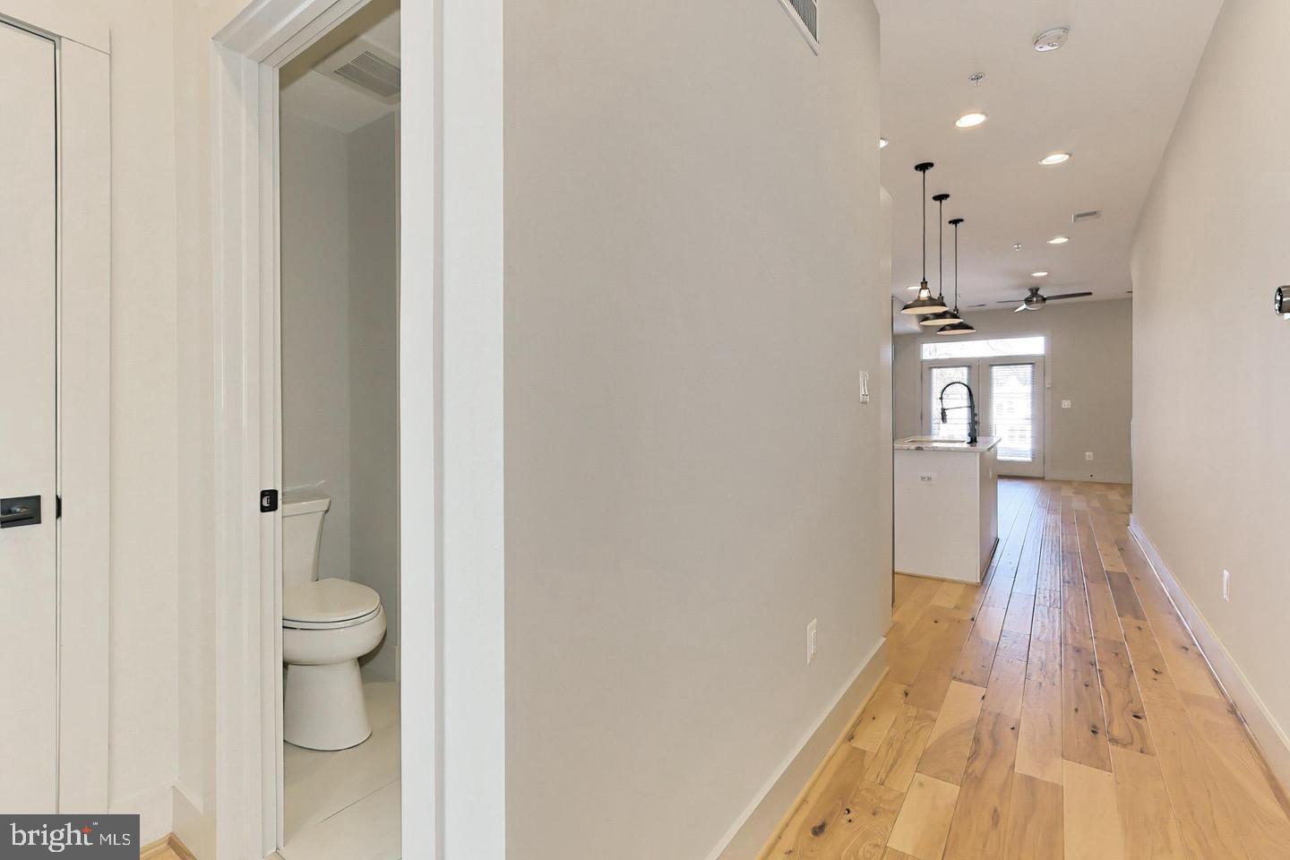 523 LONGFELLOW ST NW #1