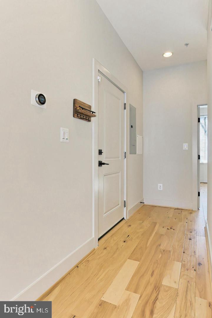 523 LONGFELLOW ST NW #1