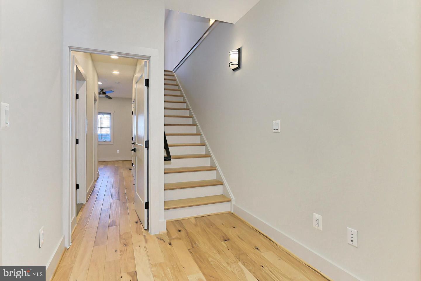 523 LONGFELLOW ST NW #1