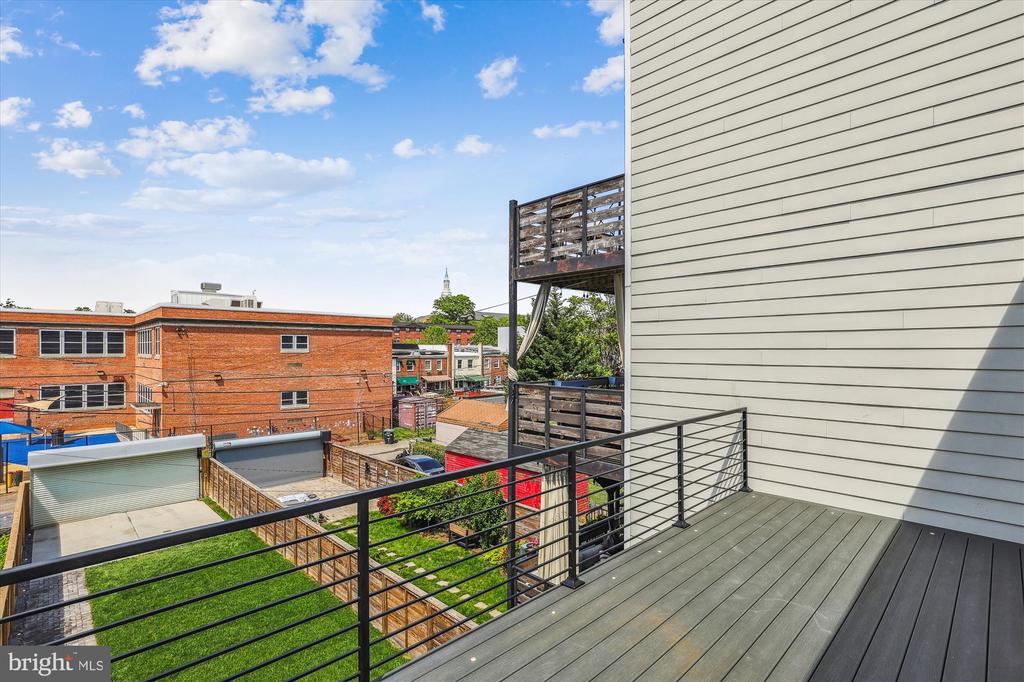 1333 Taylor St NW