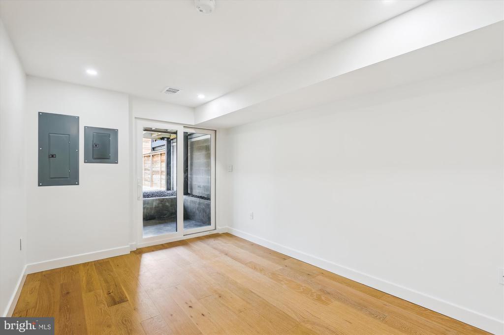 1333 Taylor St NW