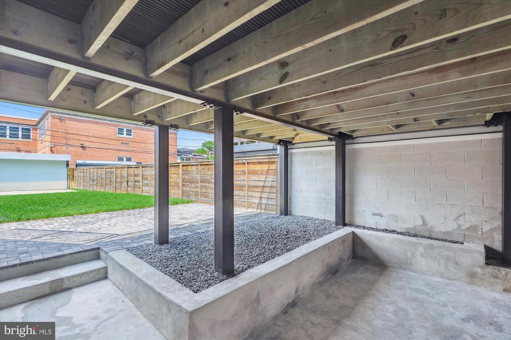 1333 Taylor St NW