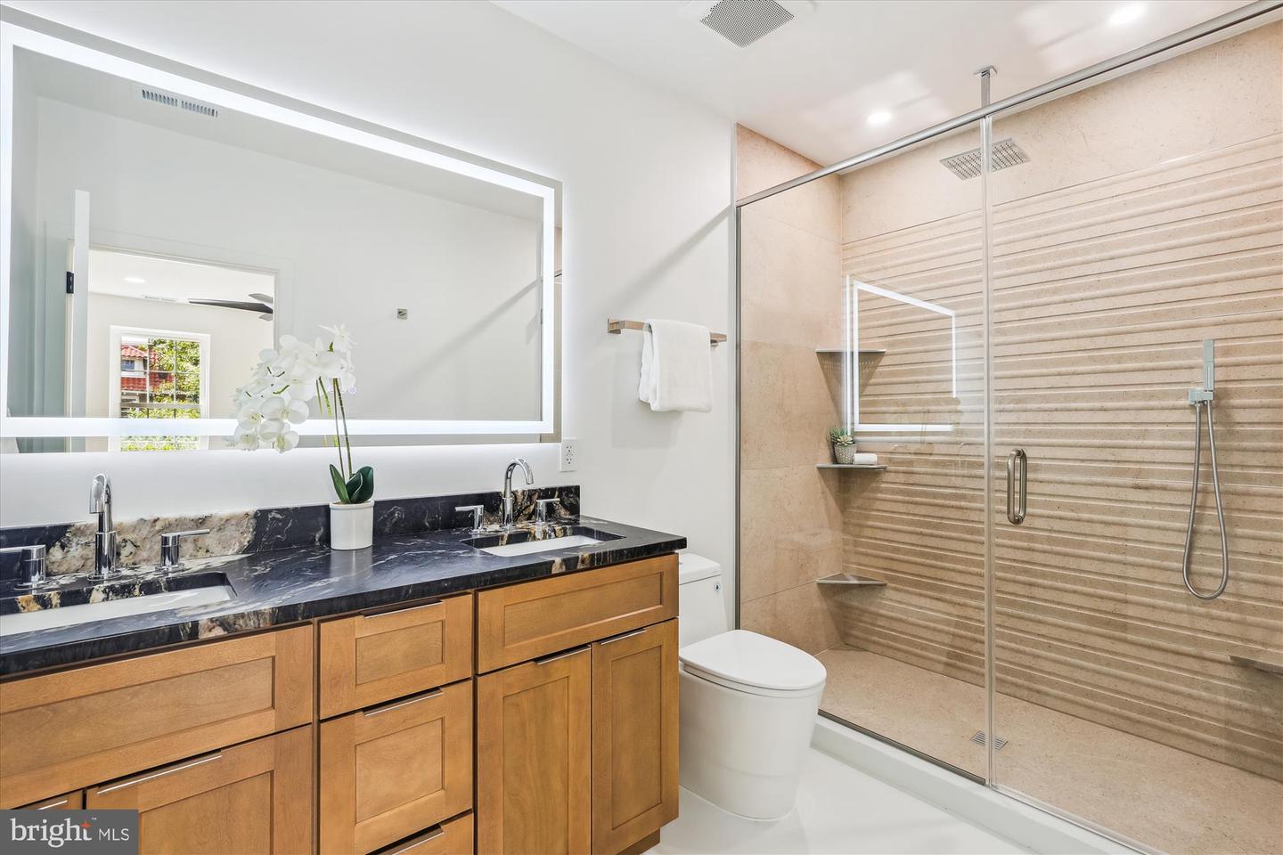 1333 Taylor St NW