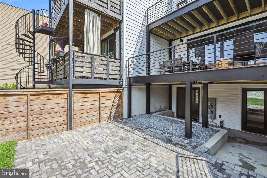 1333 Taylor St NW