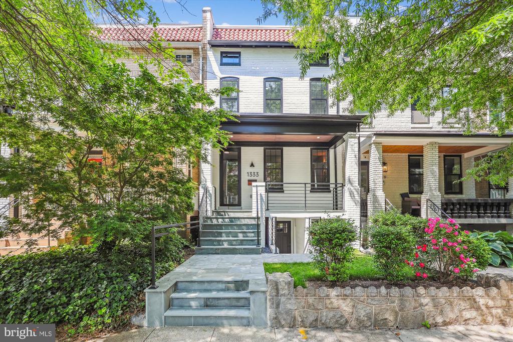 1333 Taylor St NW