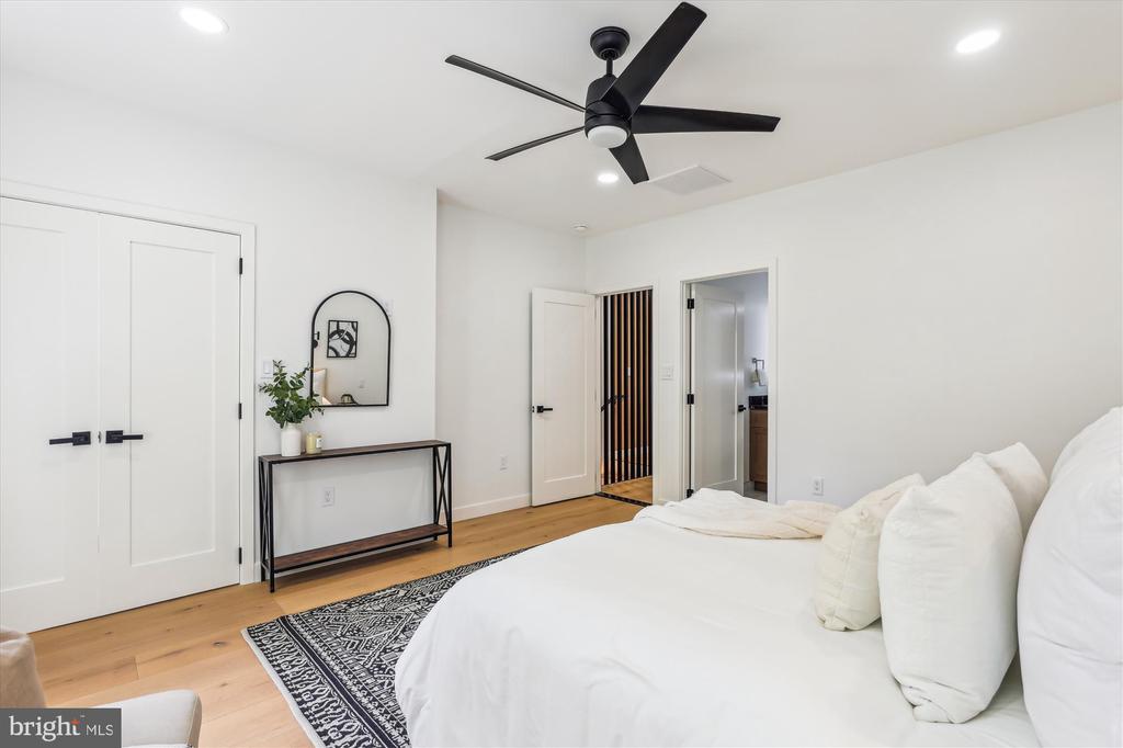 1333 Taylor St NW
