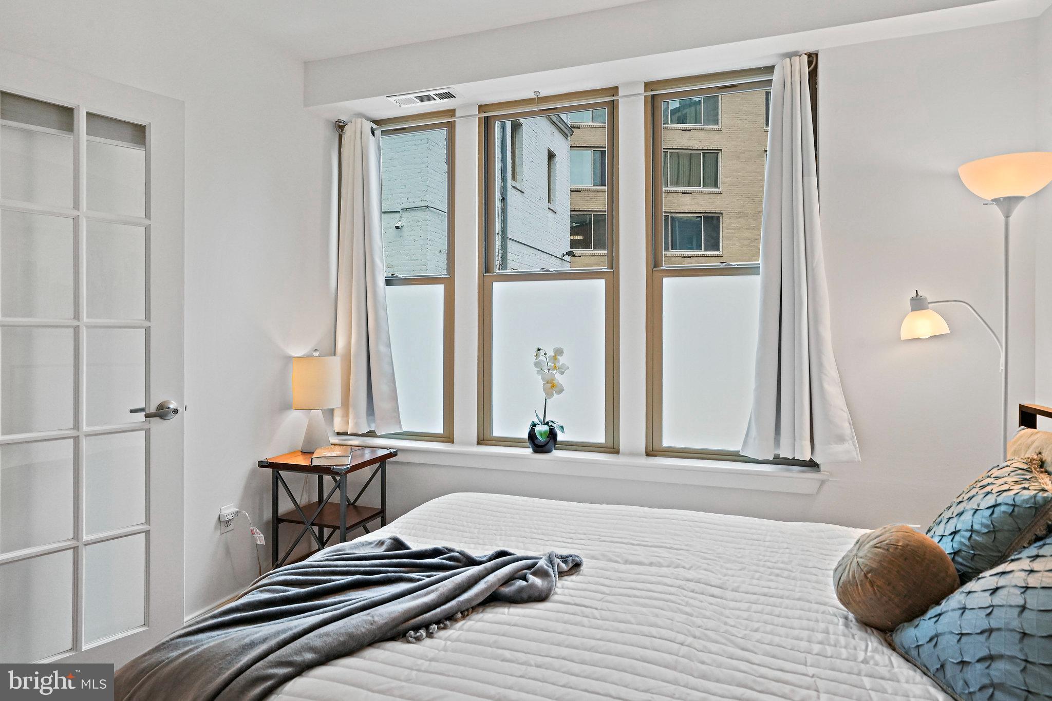 1445 N St NW #205