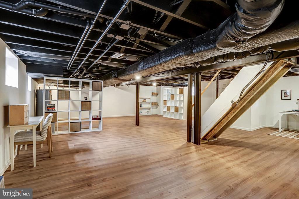 815 Aspen St NW
