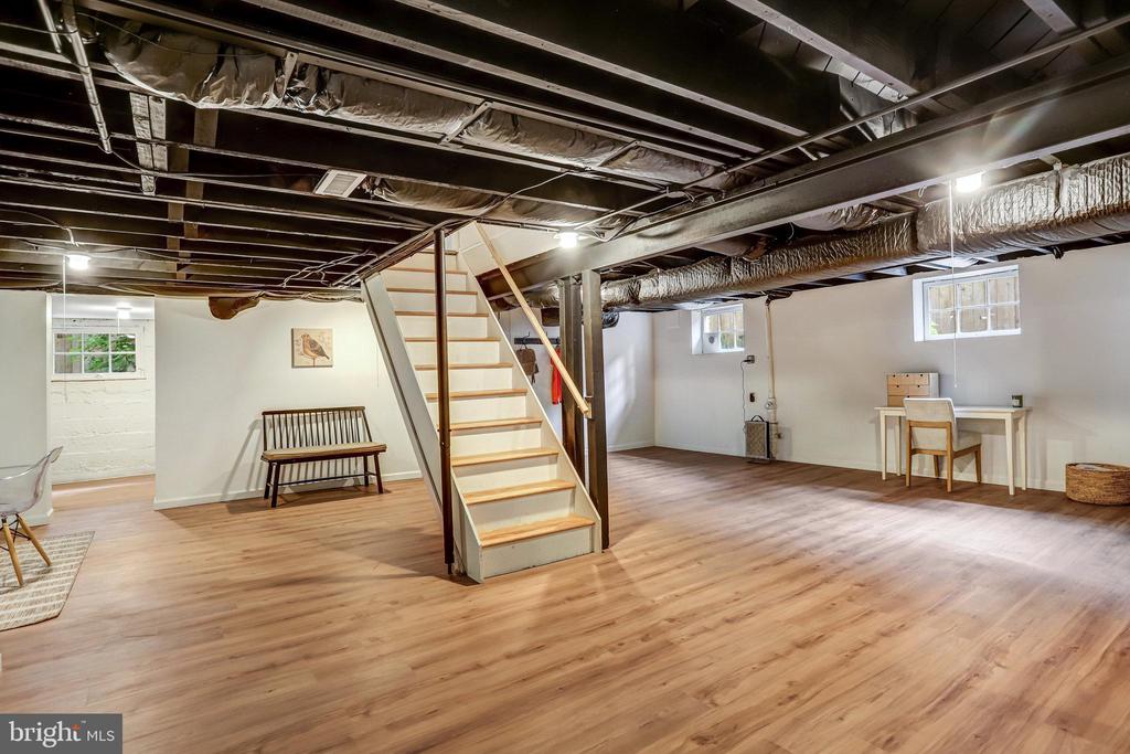815 Aspen St NW