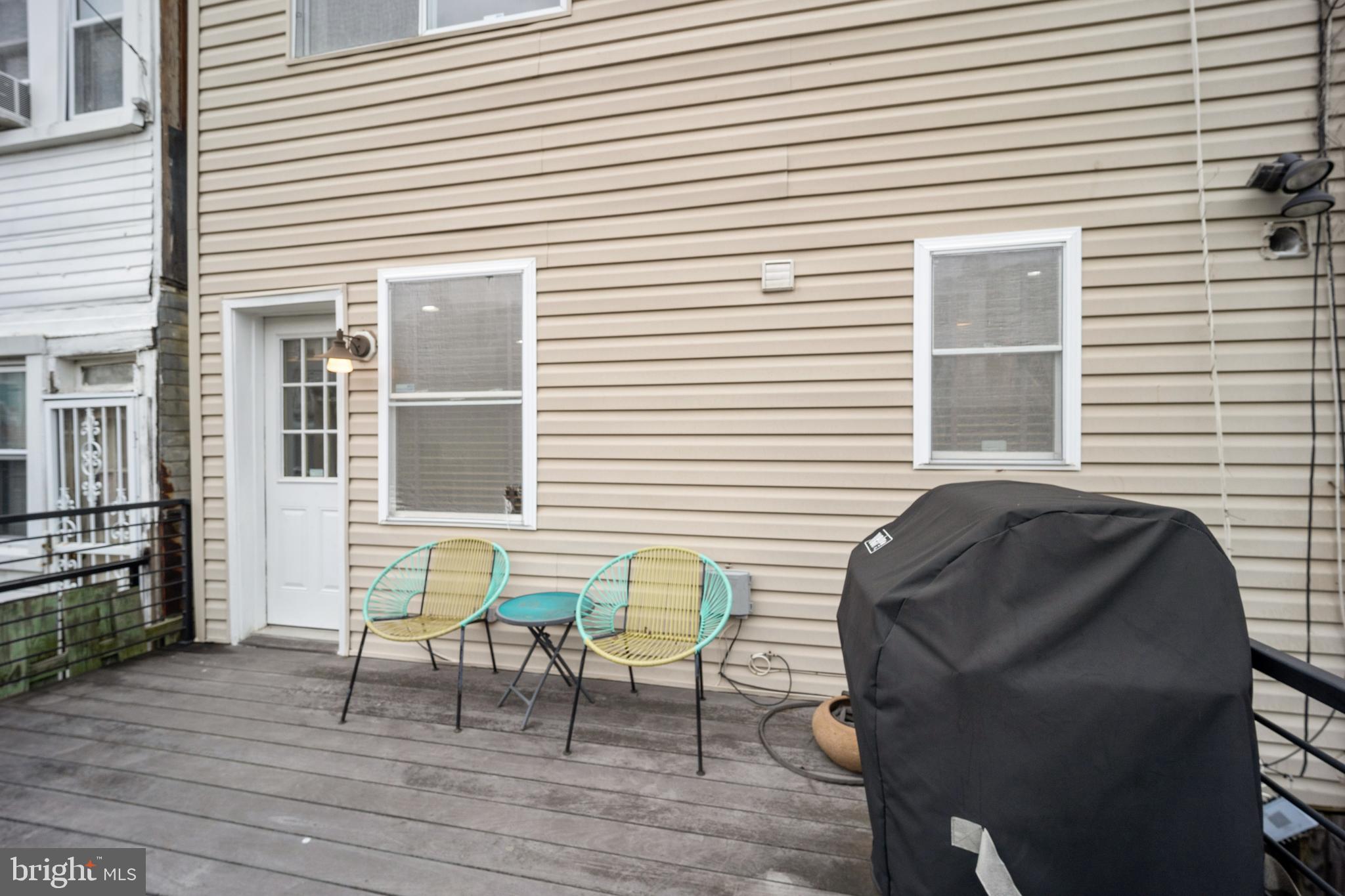 428 EMERSON ST NW