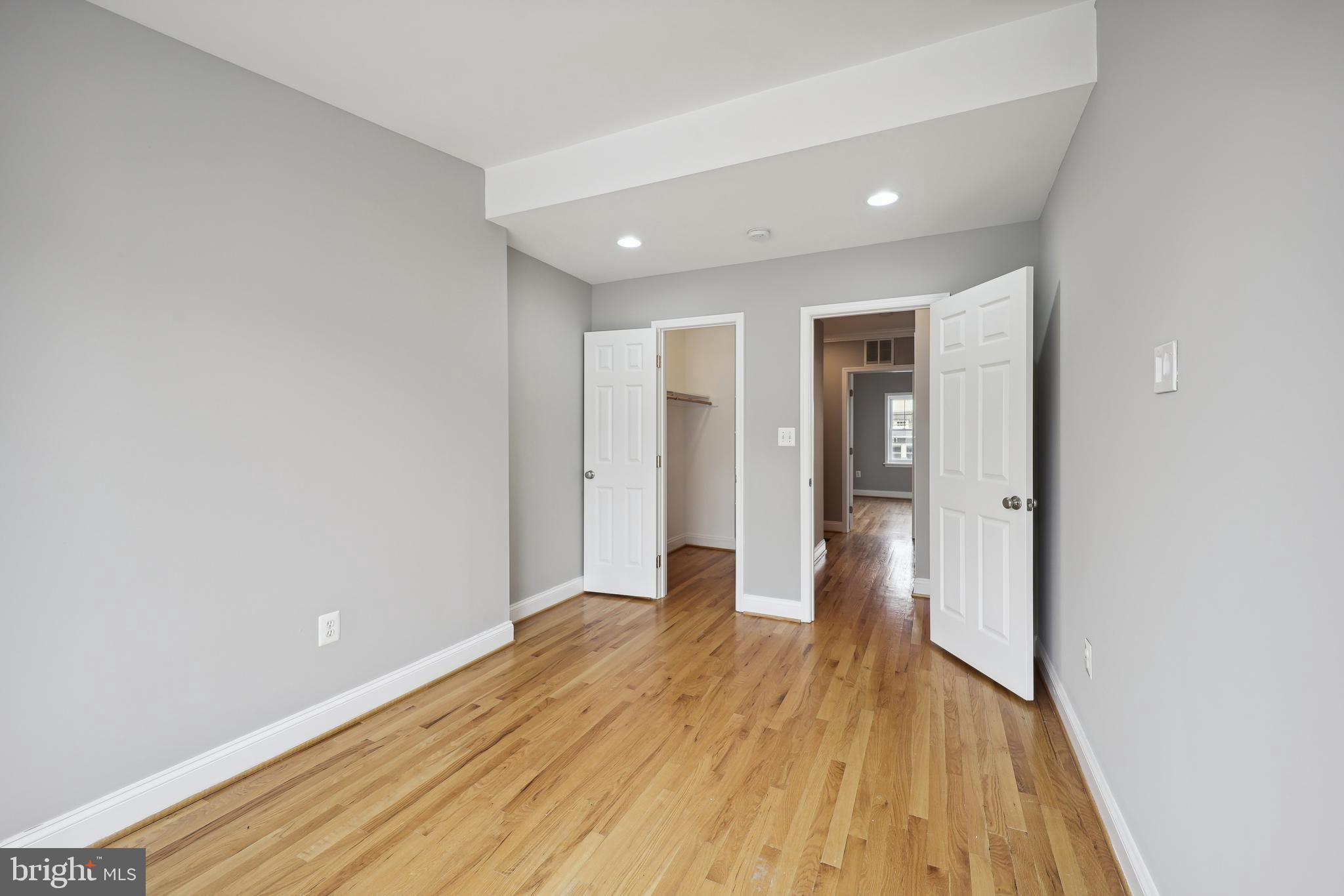 428 EMERSON ST NW