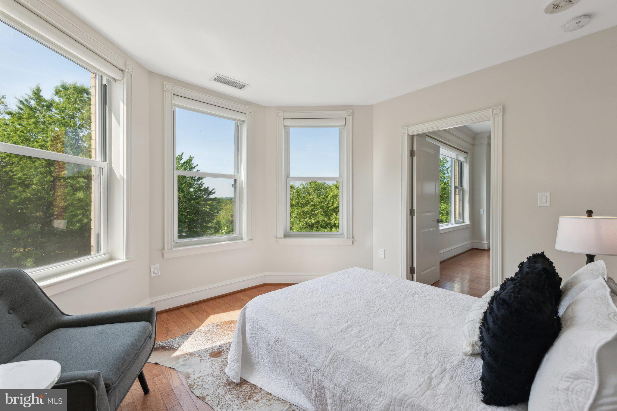 2600 Pennsylvania Ave NW #3a