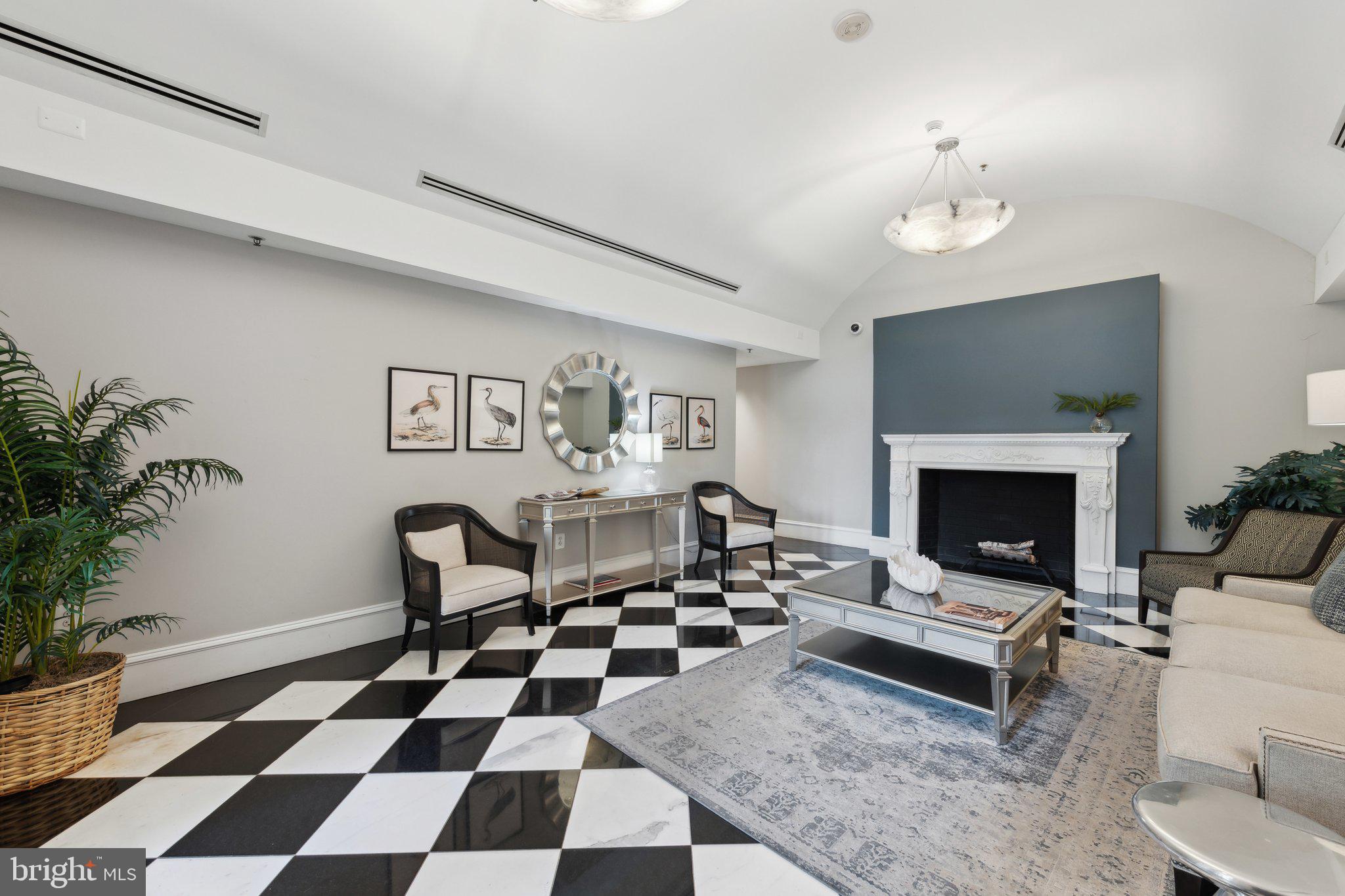 2600 Pennsylvania Ave NW #3a