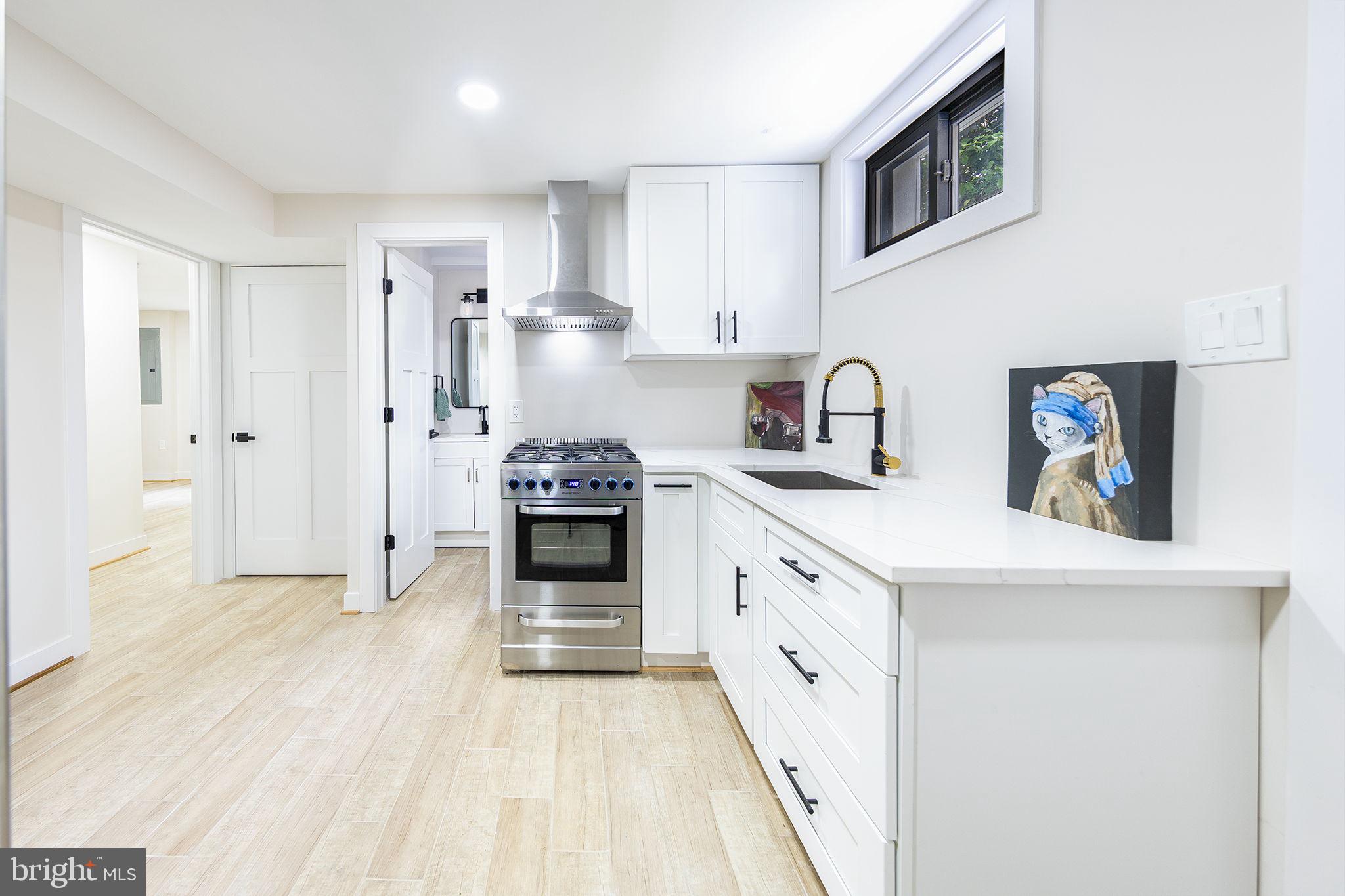 801 van Buren St NW