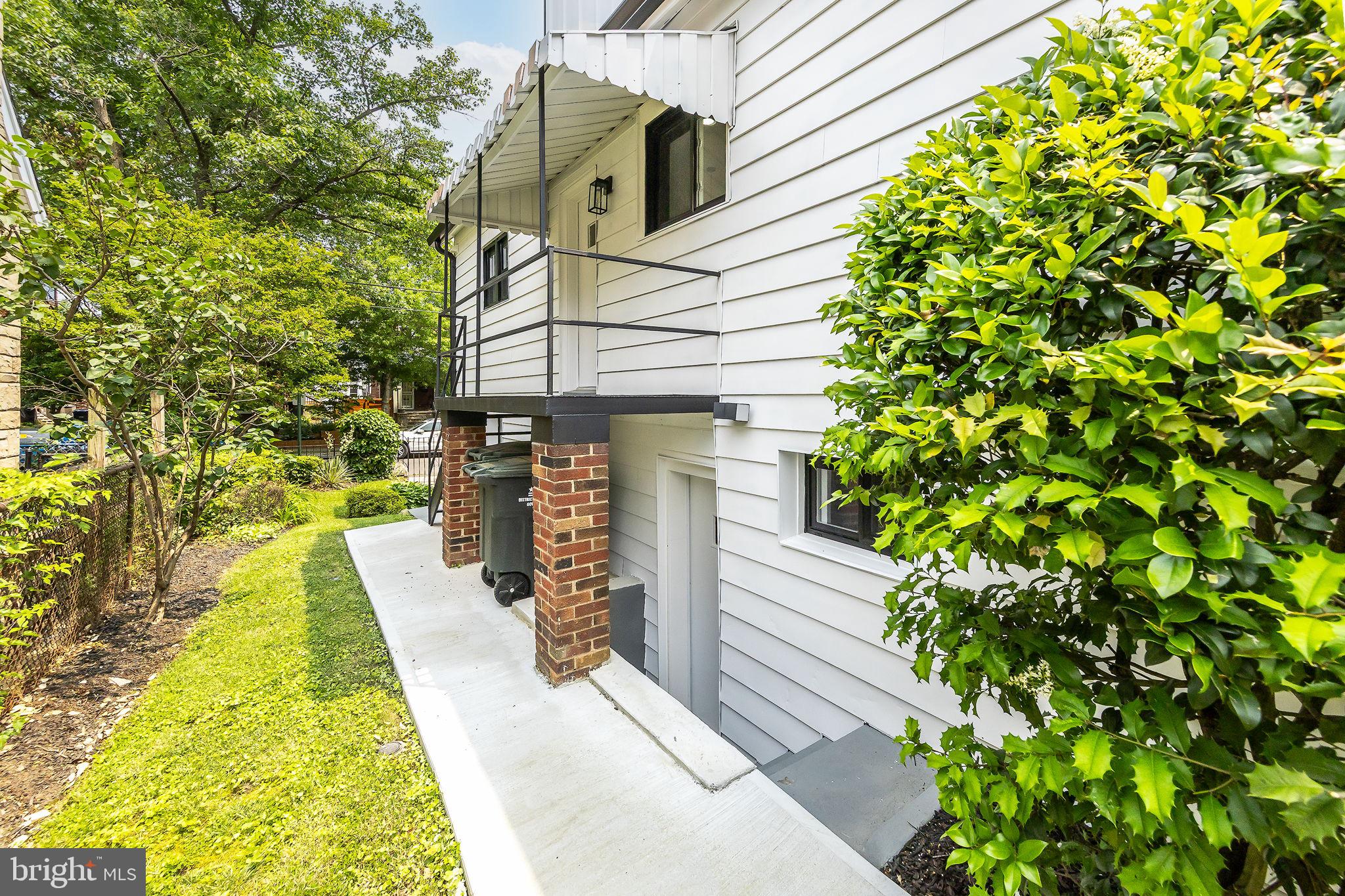 801 van Buren St NW
